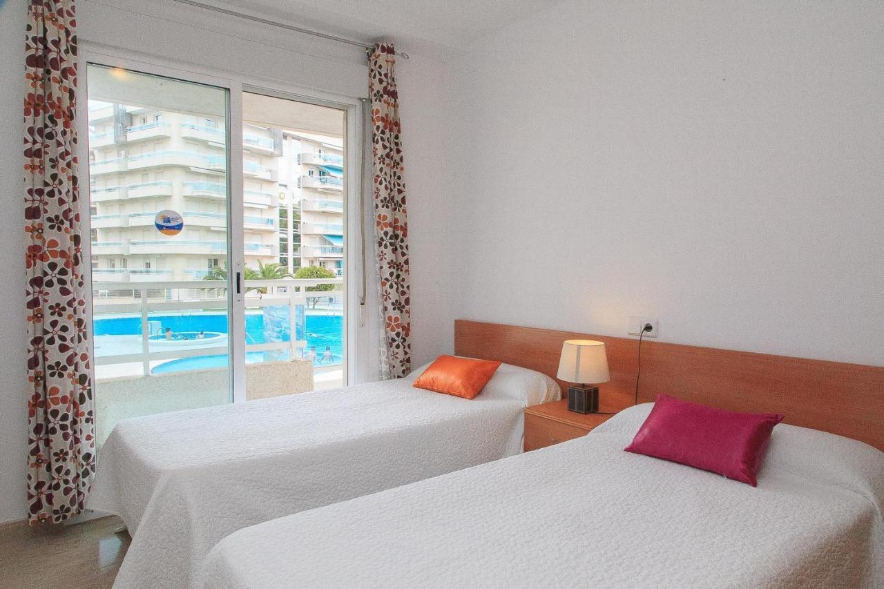 Uhc Larimar Family Complex Lägenhet Salou Rum bild