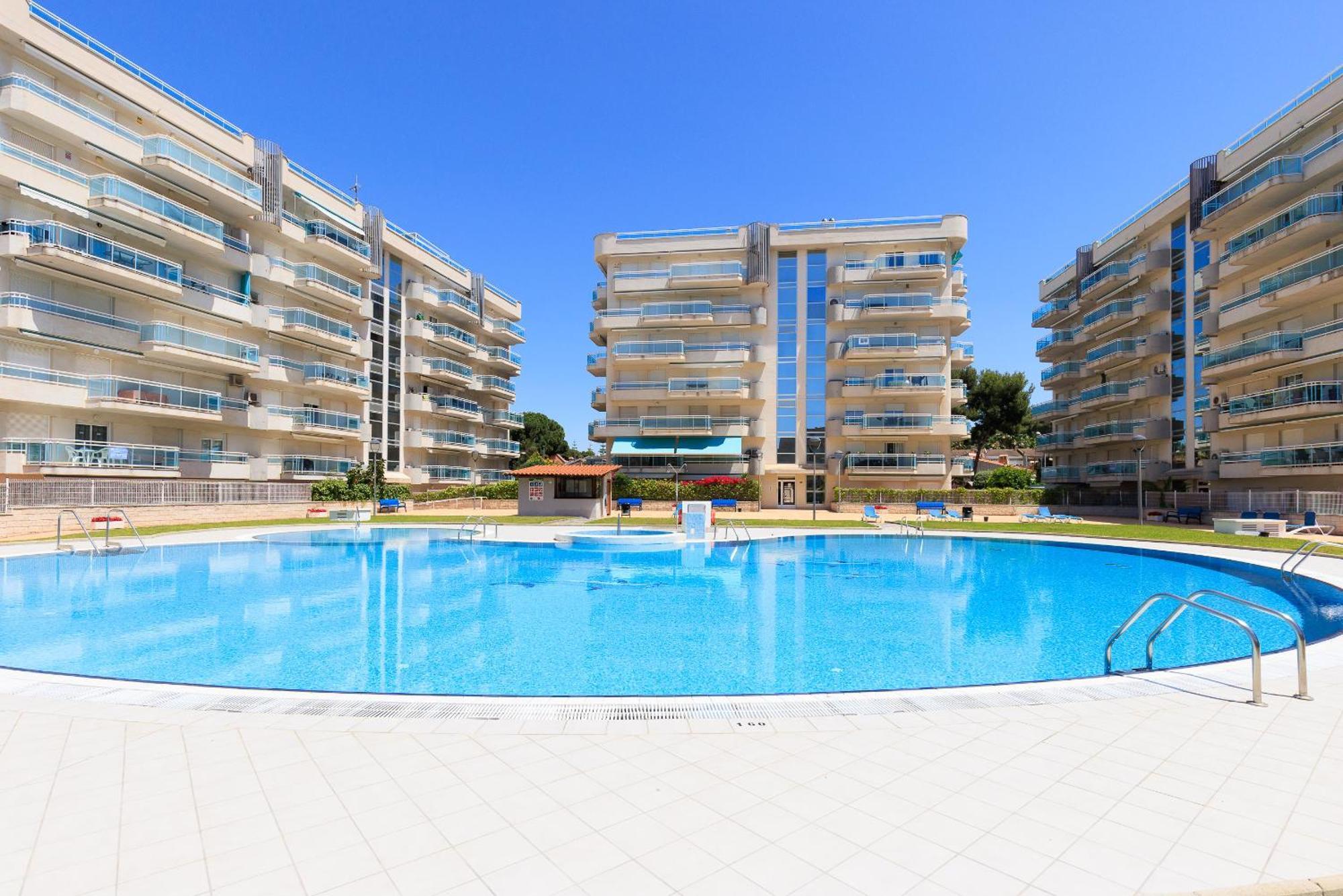 Uhc Larimar Family Complex Lägenhet Salou Exteriör bild