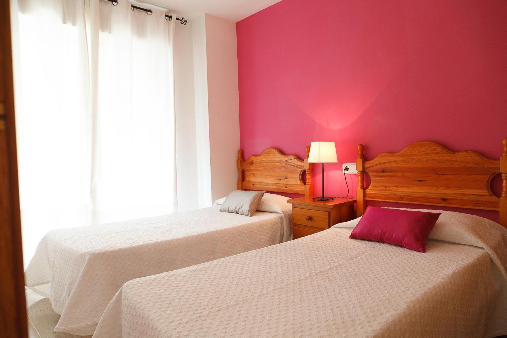 Uhc Larimar Family Complex Lägenhet Salou Exteriör bild