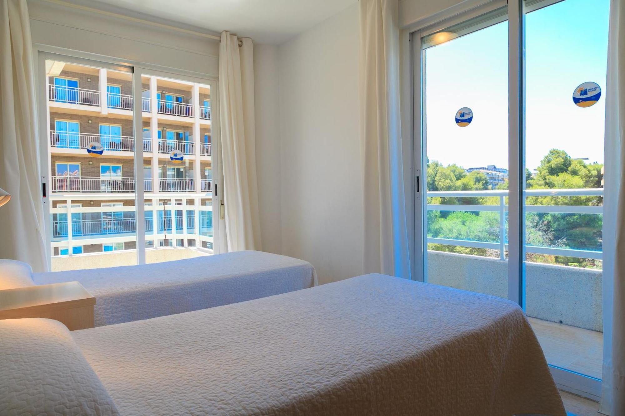 Uhc Larimar Family Complex Lägenhet Salou Exteriör bild