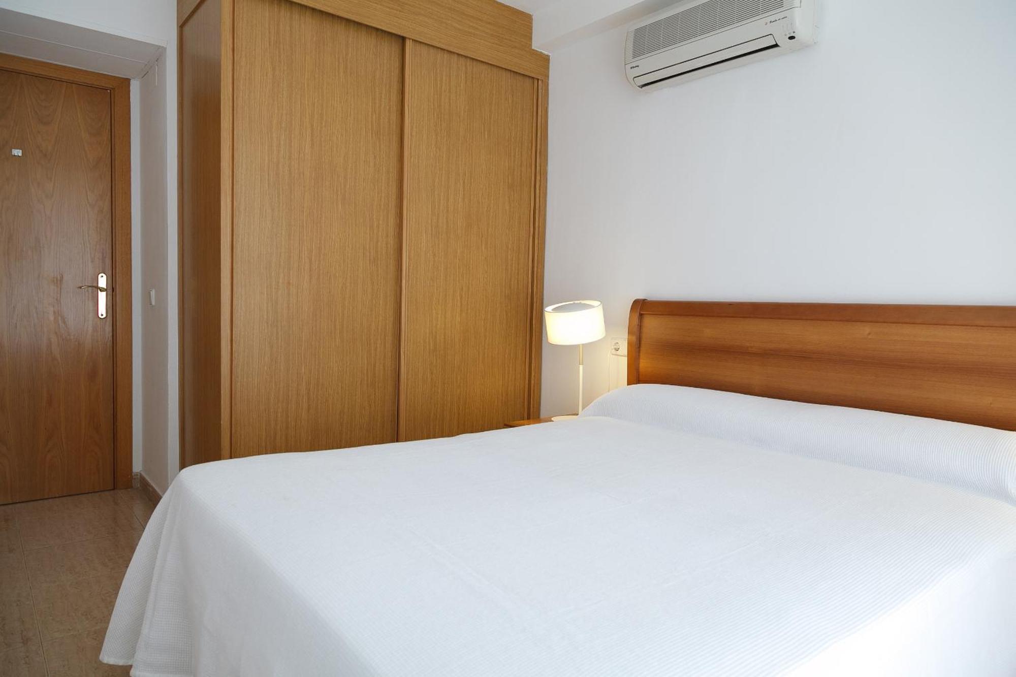 Uhc Larimar Family Complex Lägenhet Salou Exteriör bild